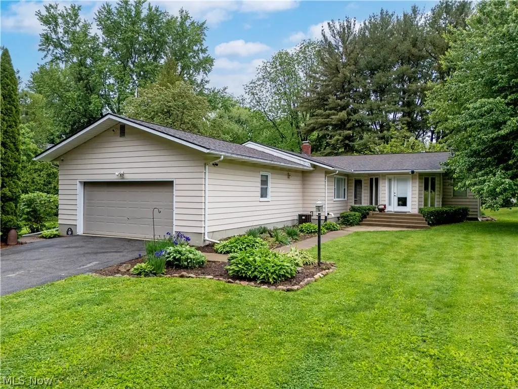107 Youngs Terrace, Loudonville, OH 44842 - #1