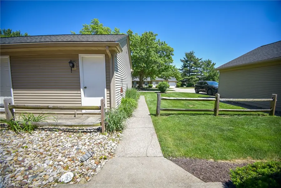 1022 S Court Street, Medina, OH 44256 - #3