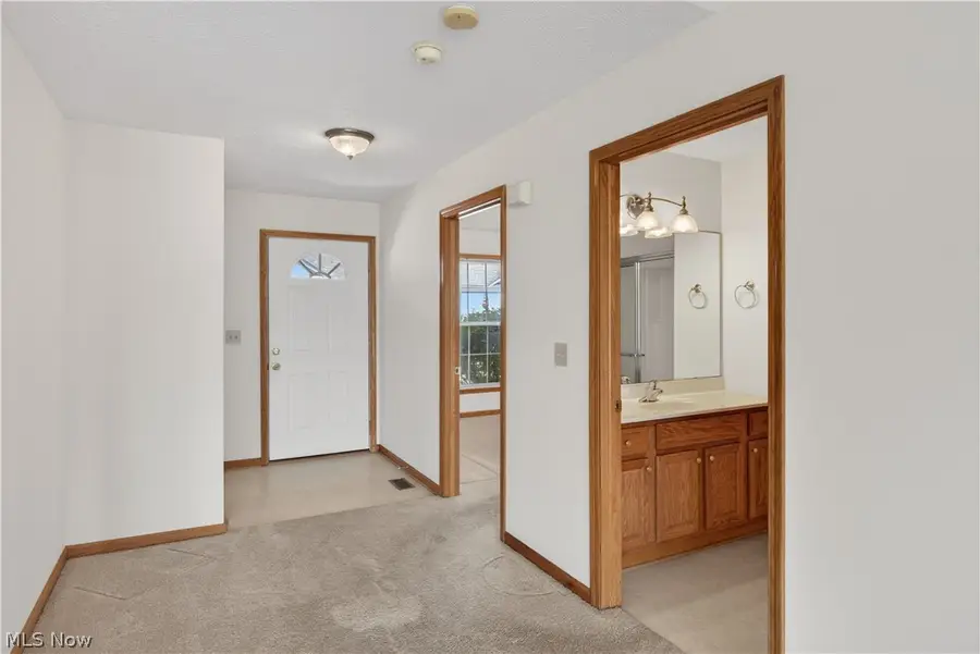 7342 Glengary Drive, Sagamore Hills, OH 44067 - #3