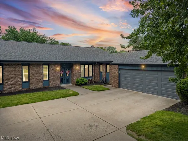 24707 Westwood, Westlake, OH 44145