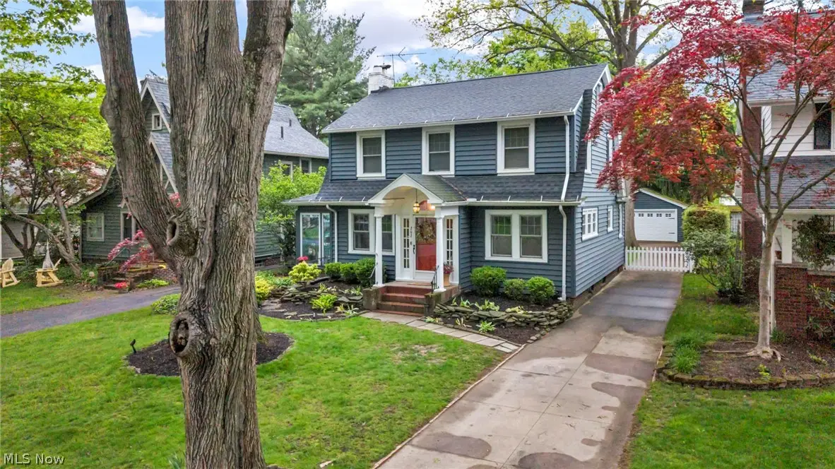 202 Kenilworth Drive, Akron, OH 44313 - #1