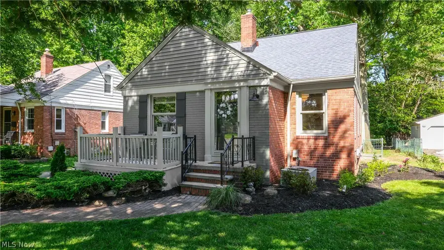 2771 W 230th Street, North Olmsted, OH 44070 - #2