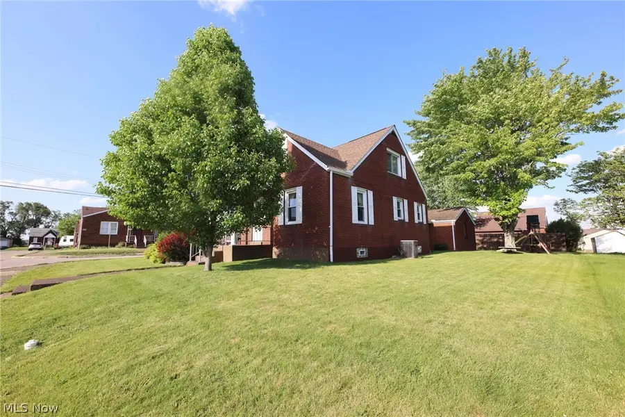 217 Oregon Ave., Weirton, WV 26062 - #3