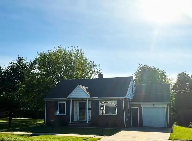 817 Broad Street, Conneaut, OH 44030 - #1
