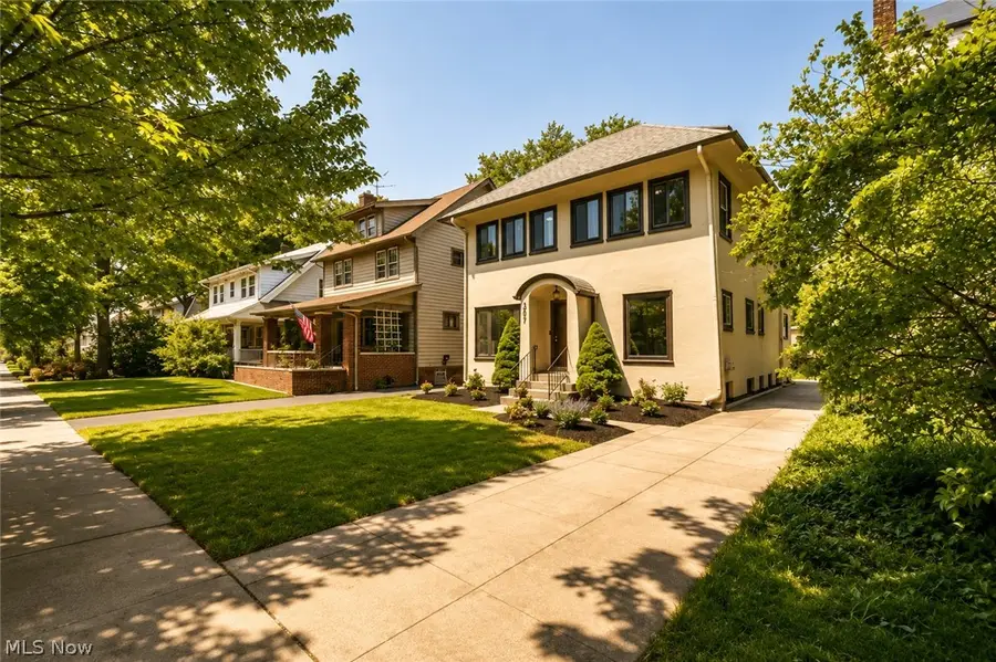 3007 Edgehill Road, Cleveland Heights, OH 44118 - #3