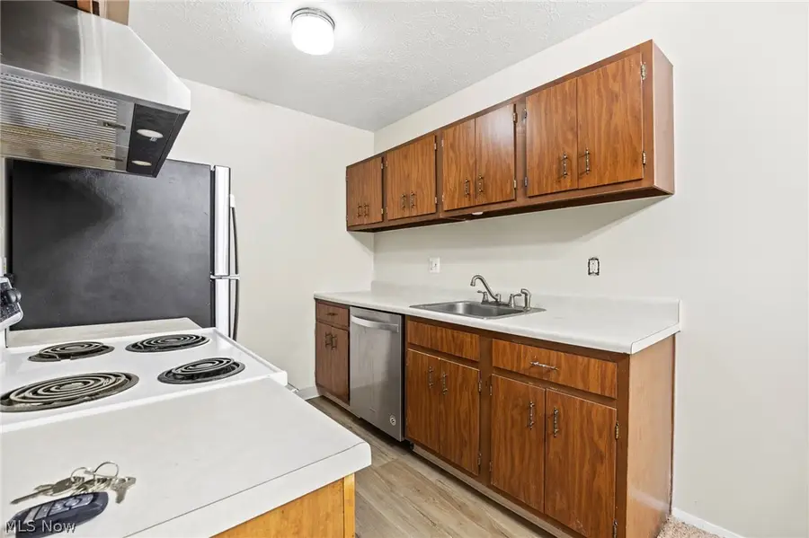 16400 Heather Lane #F101, Middleburg Heights, OH 44130 - #3