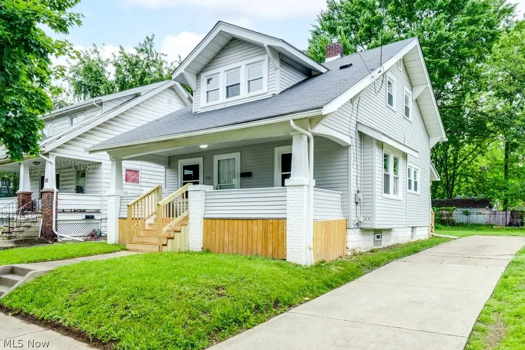 931 Lovers Lane, Akron, OH 44306 - #1