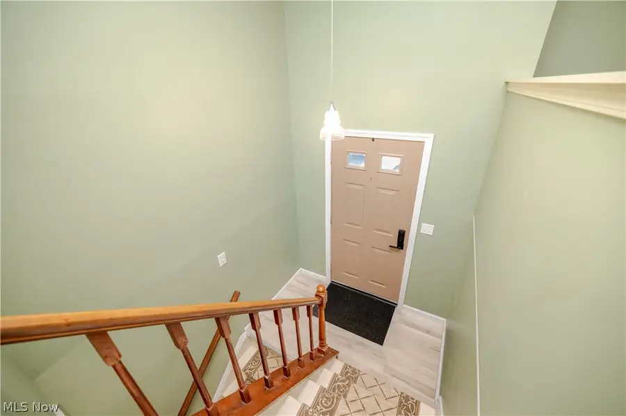 1431 Raccoon Ne, Howland, OH 44484 - #2