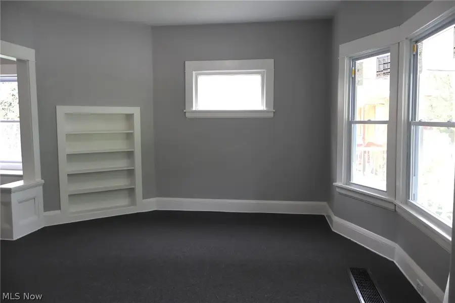 13302 Beachwood Avenue, Cleveland, OH 44105 - #2