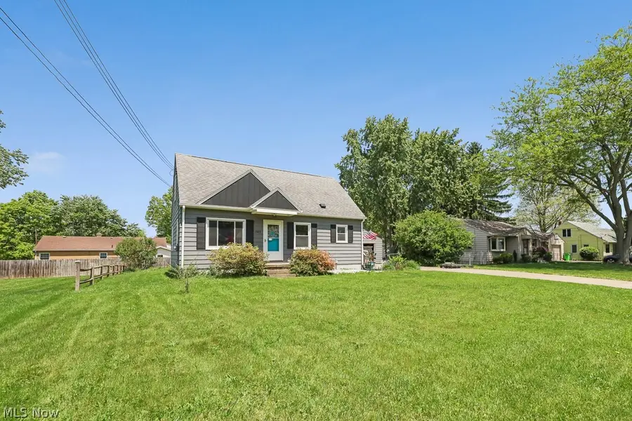 1545 Ries Street, Barberton, OH 44203 - #2