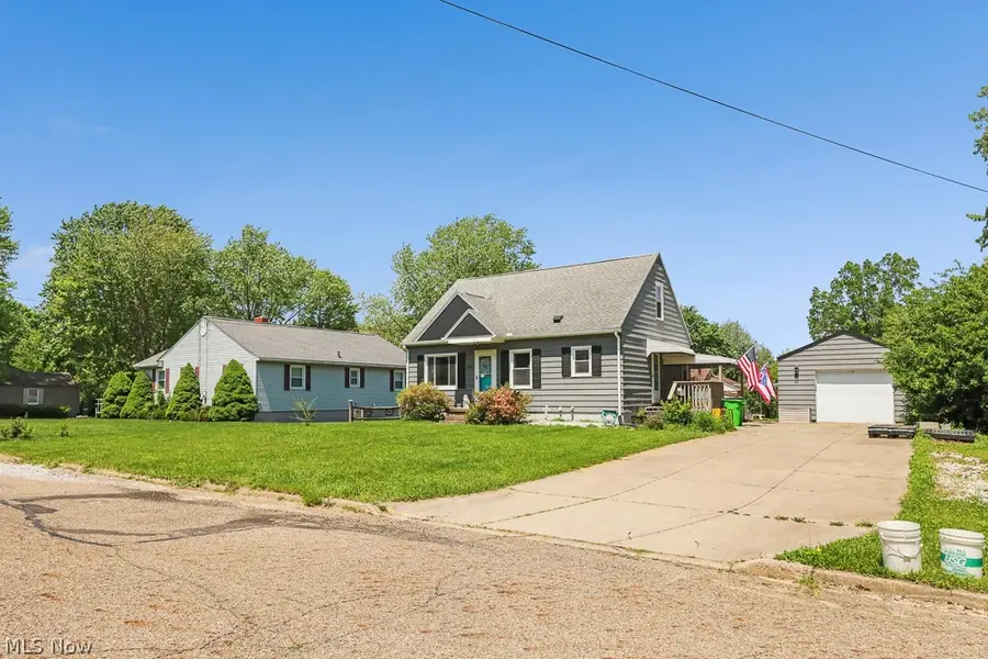 1545 Ries Street, Barberton, OH 44203 - #3