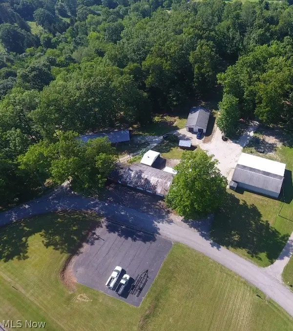 5007 Raven Se Road, Carrollton, OH 44615