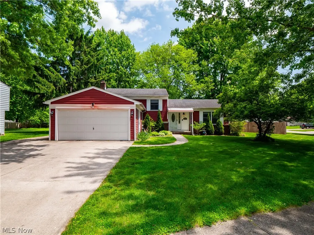 8590 Fairlane Drive, Olmsted Falls, OH 44138 - #1