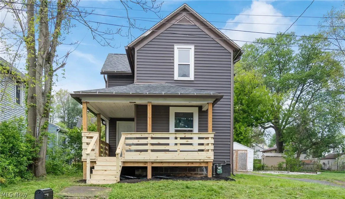 200 19th Nw Street, Barberton, OH 44203 - #1