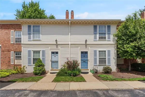 1005 Trevitt N Circle, Euclid, OH 44143