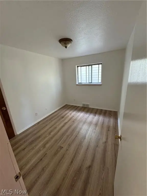 990 E 129th Street, Cleveland, OH 44108 - #2