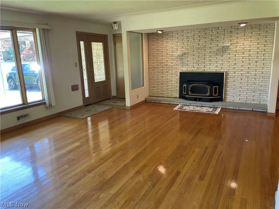 729 E Parkhaven Drive, Seven Hills, OH 44131 - #2