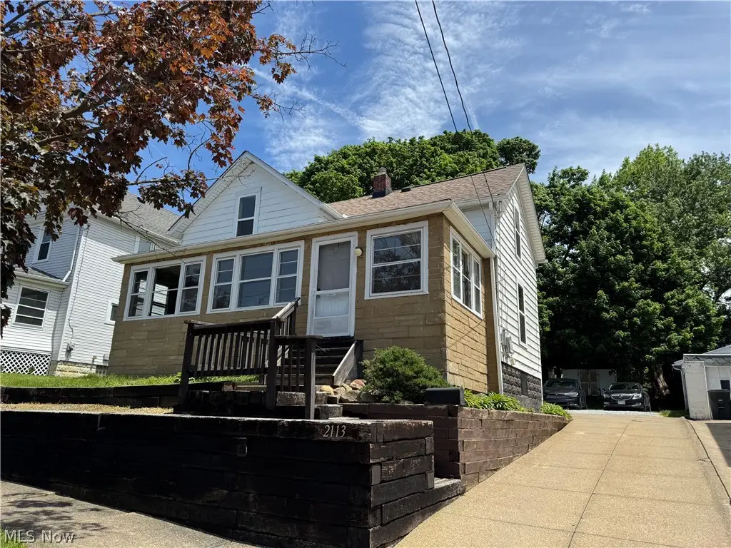 2113 11th Sw Street, Akron, OH 44314 - #1