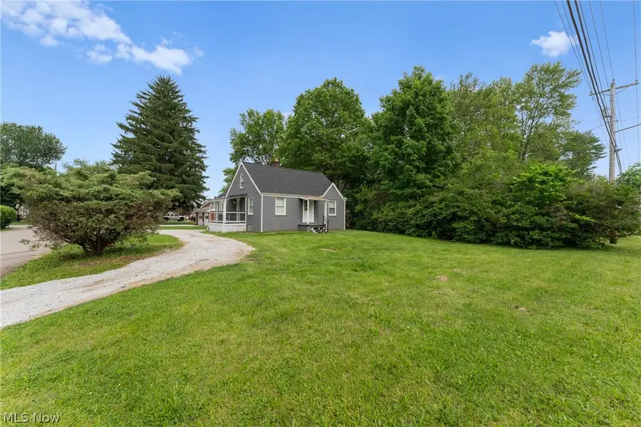 3502 Cleveland S Avenue, Canton, OH 44707 - #3