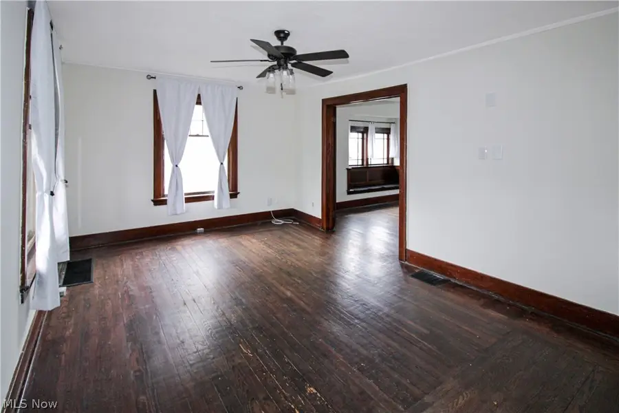 430 Vine Street, Fremont, OH 43420 - #3