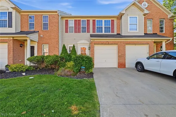 108 Clay Court, Berea, OH 44017