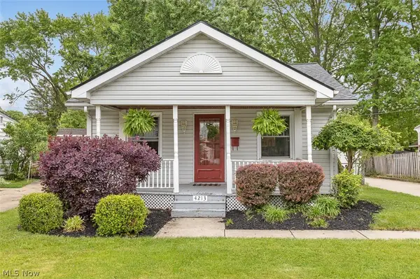 4213 W 219th Street, Fairview Park, OH 44126