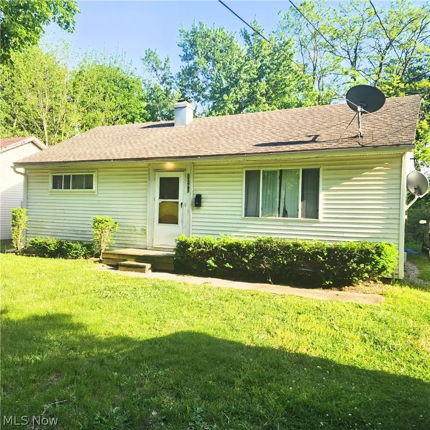 1296 Ottawa Avenue, Akron, OH 44305 - #2