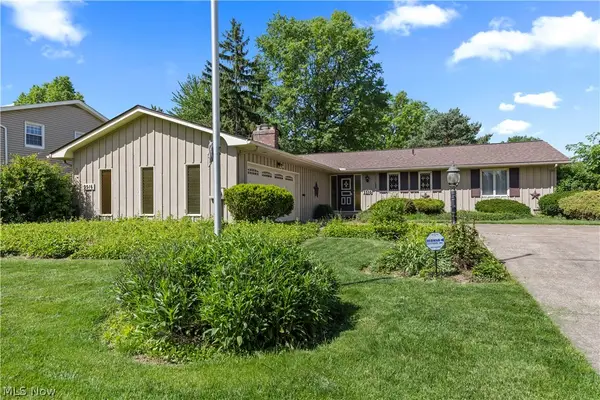 3516 Meadowbrook Drive, Lorain, OH 44053