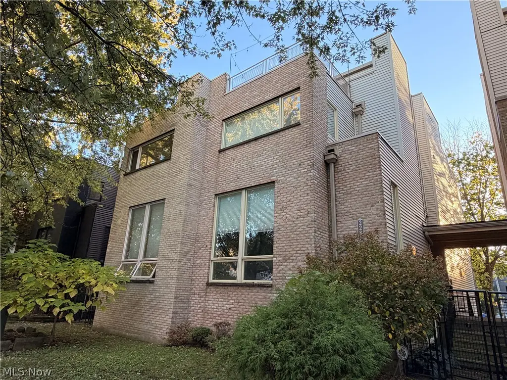 2282 W 5th Street, Cleveland, OH 44113 - #1