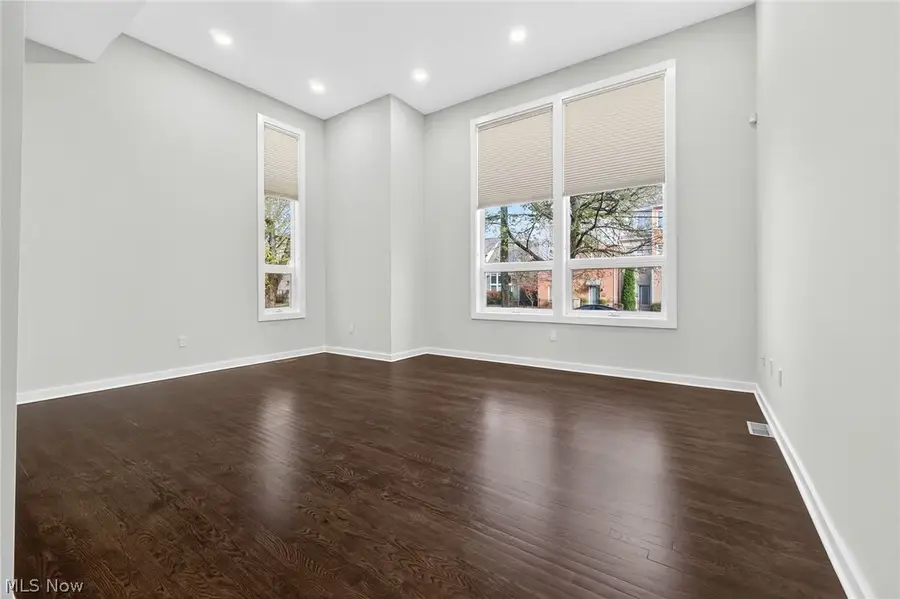 2282 W 5th Street, Cleveland, OH 44113 - #3