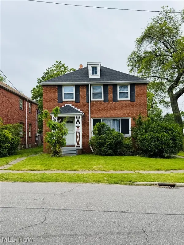 14702 Milverton Road, Cleveland, OH 44120