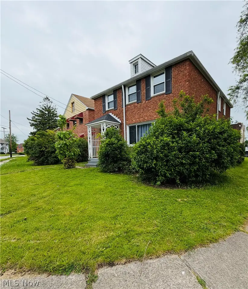 14702 Milverton Road, Cleveland, OH 44120 - #2