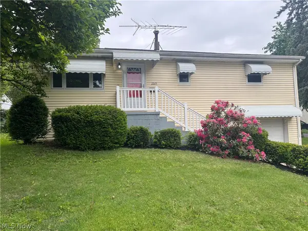 2265 S Hawkins Avenue, Akron, OH 44314