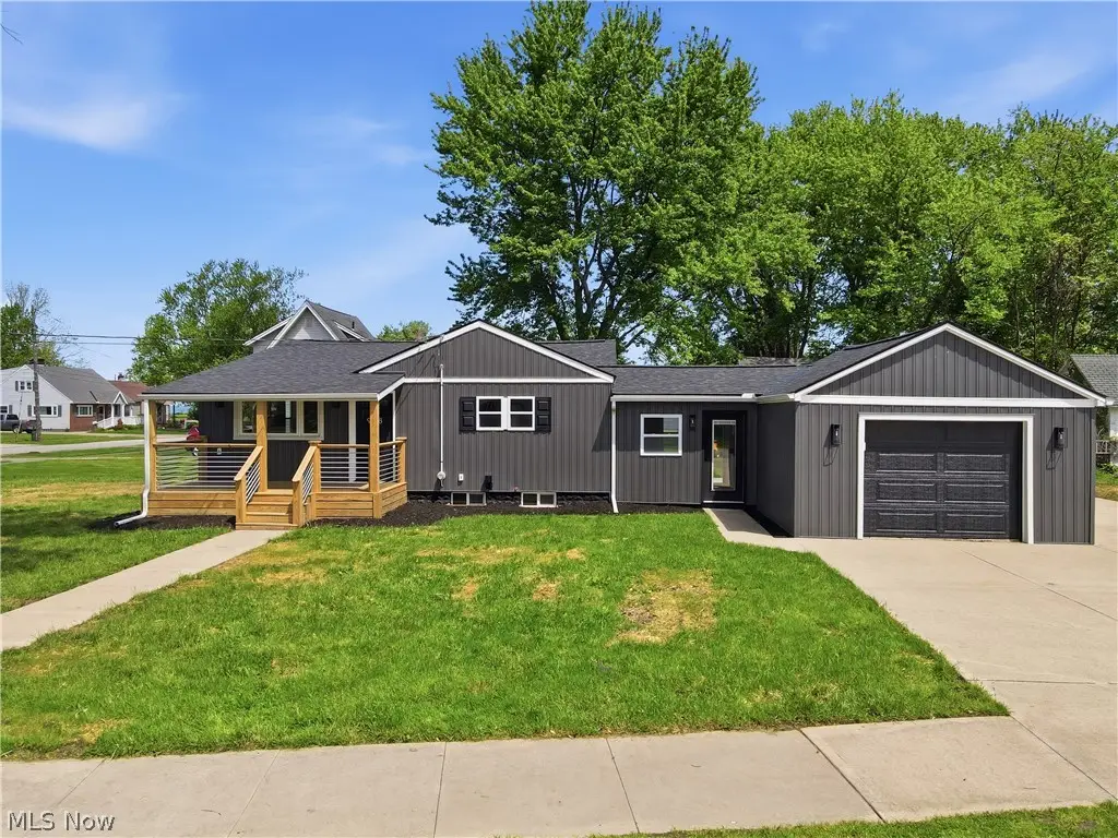 968 Sandusky Street, Conneaut, OH 44030 - #1