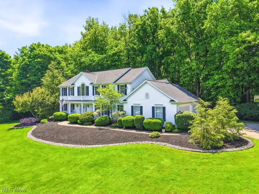 11245 Wellington Drive, Chardon, OH 44024 - #2