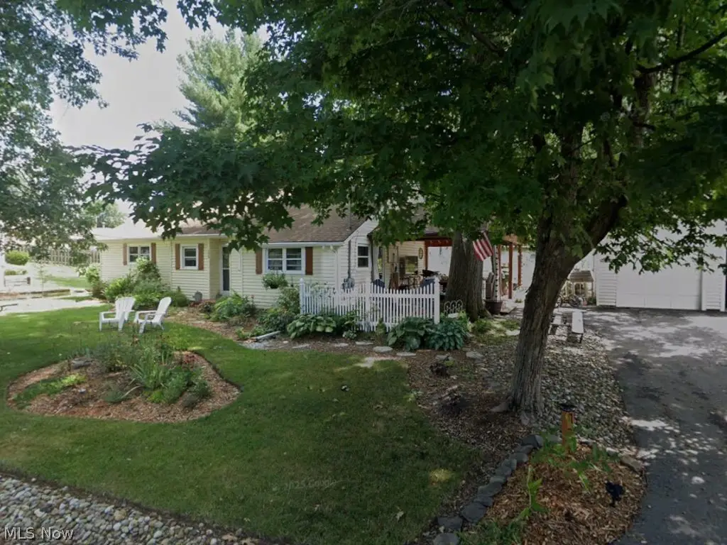 176 Rockridge Road, Chippewa Lake, OH 44215 - #1