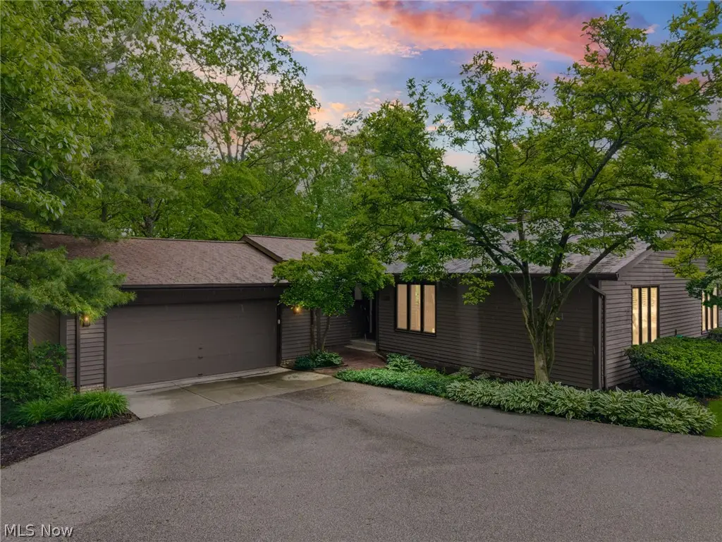 6791 Windward Hills, Brecksville, OH 44141 - #1