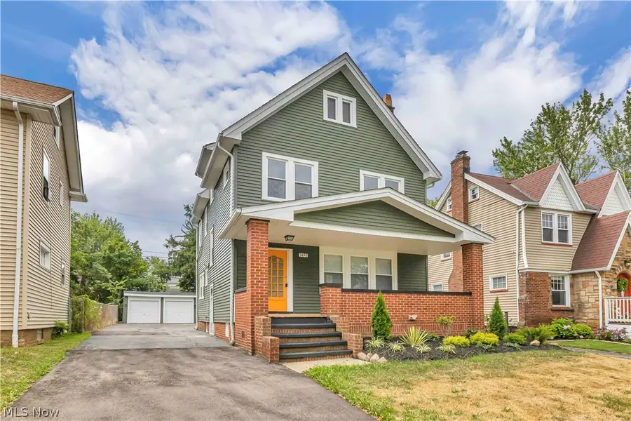 3498 Tullamore Road, University Heights, OH 44118 - #2