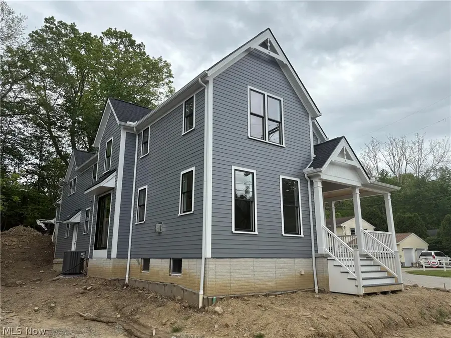 295 S Franklin Street, Chagrin Falls, OH 44022 - #2