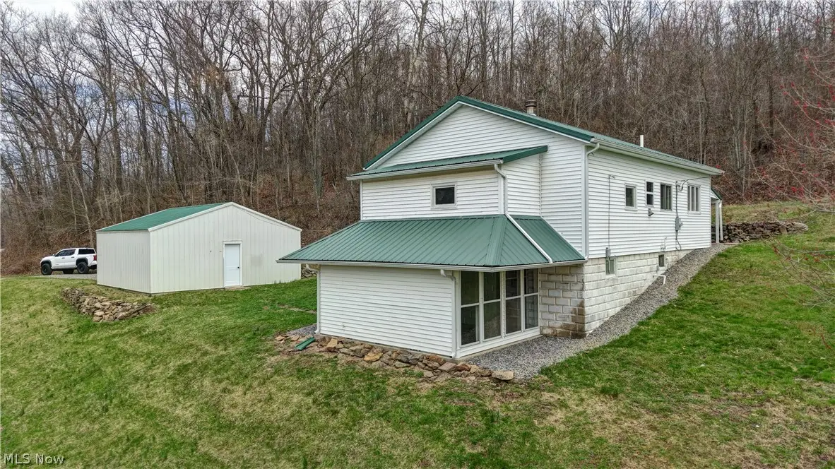 12413 Lick Run Rd, Newcomerstown, OH 43832 - #1