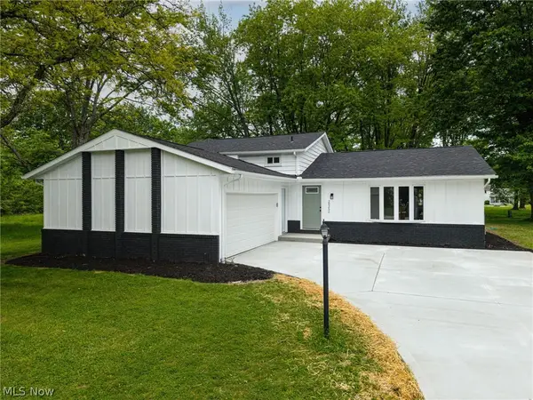 20252 Birchwood Lane, Strongsville, OH 44149