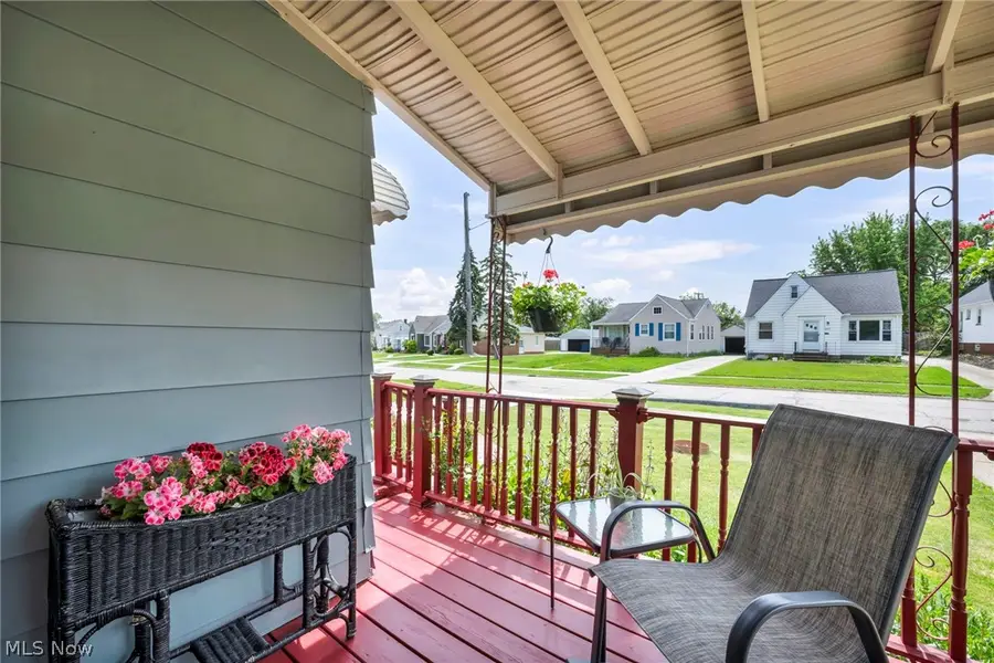 8006 Pinegrove Avenue, Parma, OH 44129 - #3