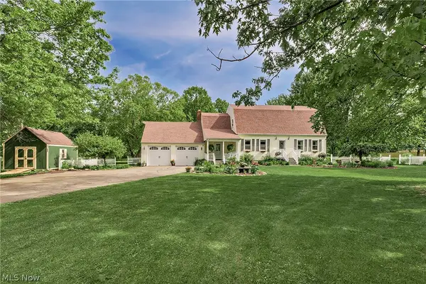 8635 Crow Road, Litchfield, OH 44253