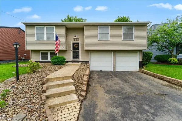 811 Illinois Avenue, McDonald, OH 44437