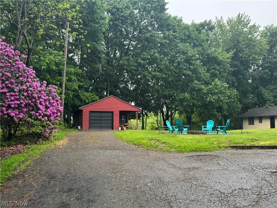 12797 Oakwood Nw Avenue, Uniontown, OH 44685 - #3