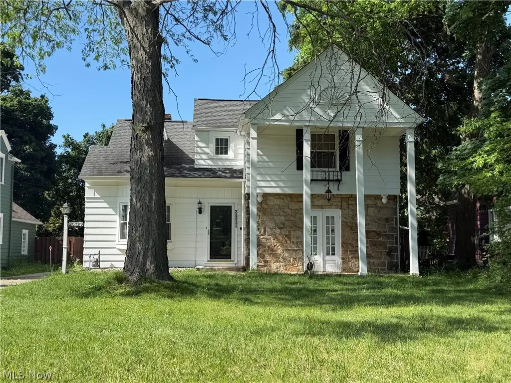 20029 Sussex Road, Shaker Heights, OH 44122 - #1