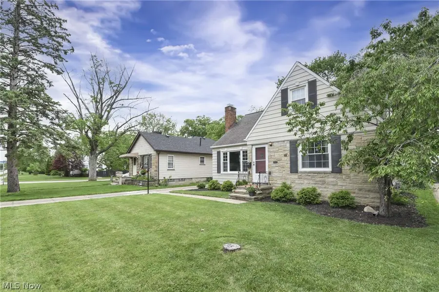 4168 W 224th Street, Fairview Park, OH 44126 - #3