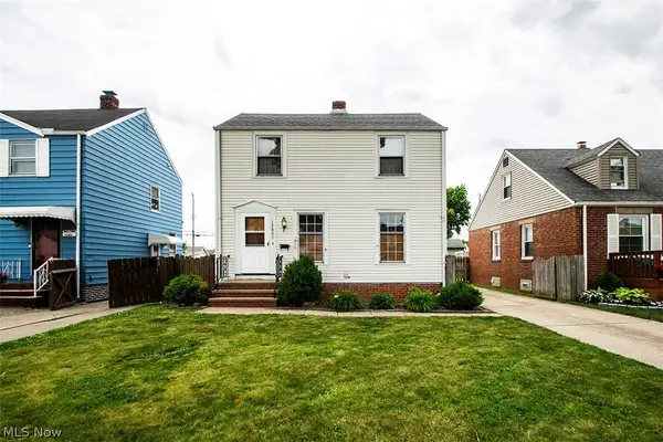 12805 Crossburn Avenue, Cleveland, OH 44135