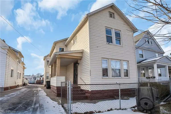 3533 Carlyle Avenue, Cleveland, OH 44109