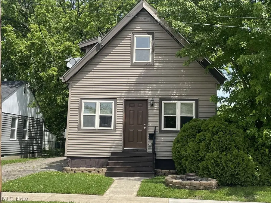 11714 Kirton Avenue, Cleveland, OH 44135 - #2